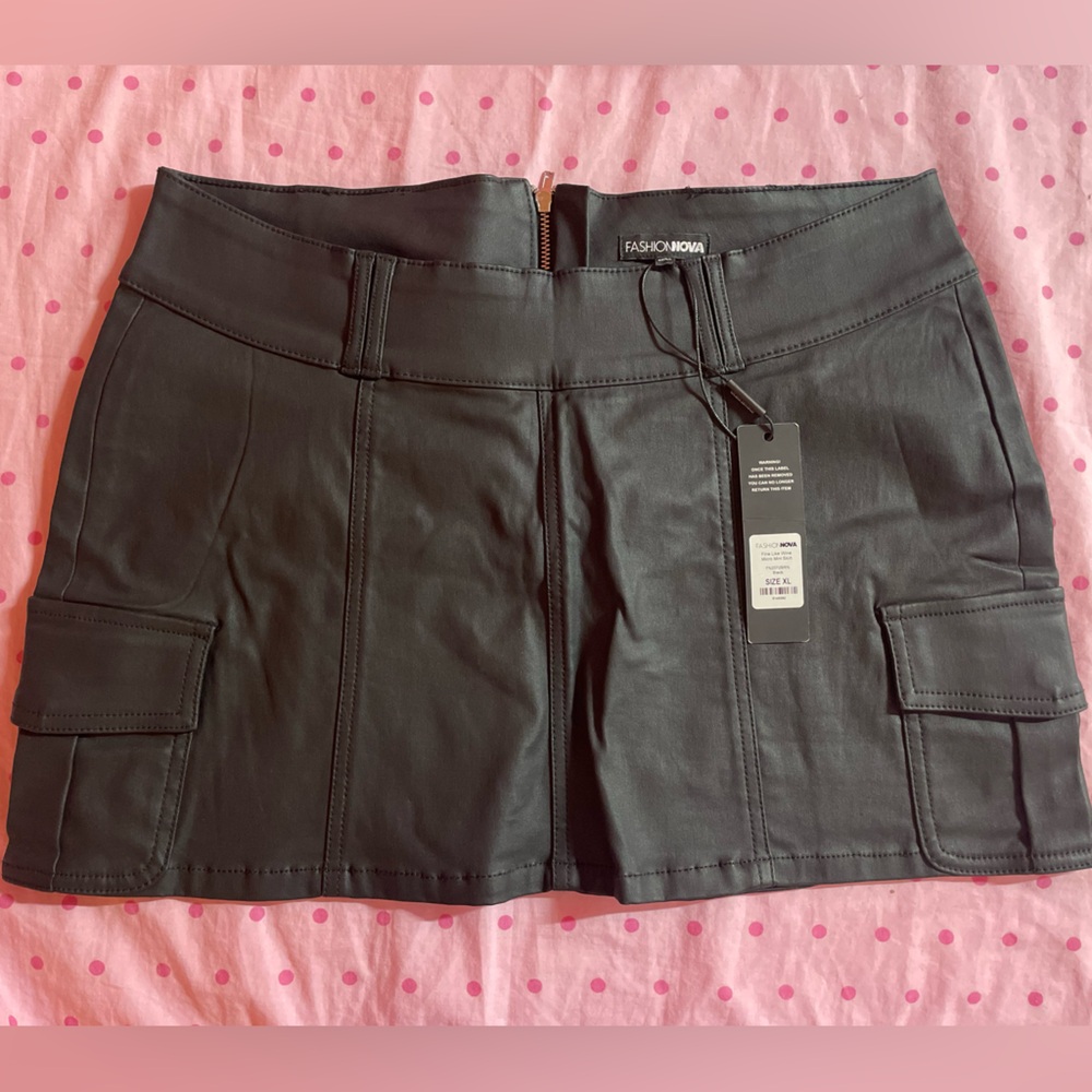 black mini skirt